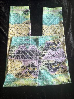 Lululemon Paradise Grid High Rise Size 4